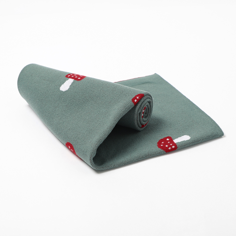 Baby Blankets Knitted Newborn  - đánh giá và giá Baby Nursery Quilts