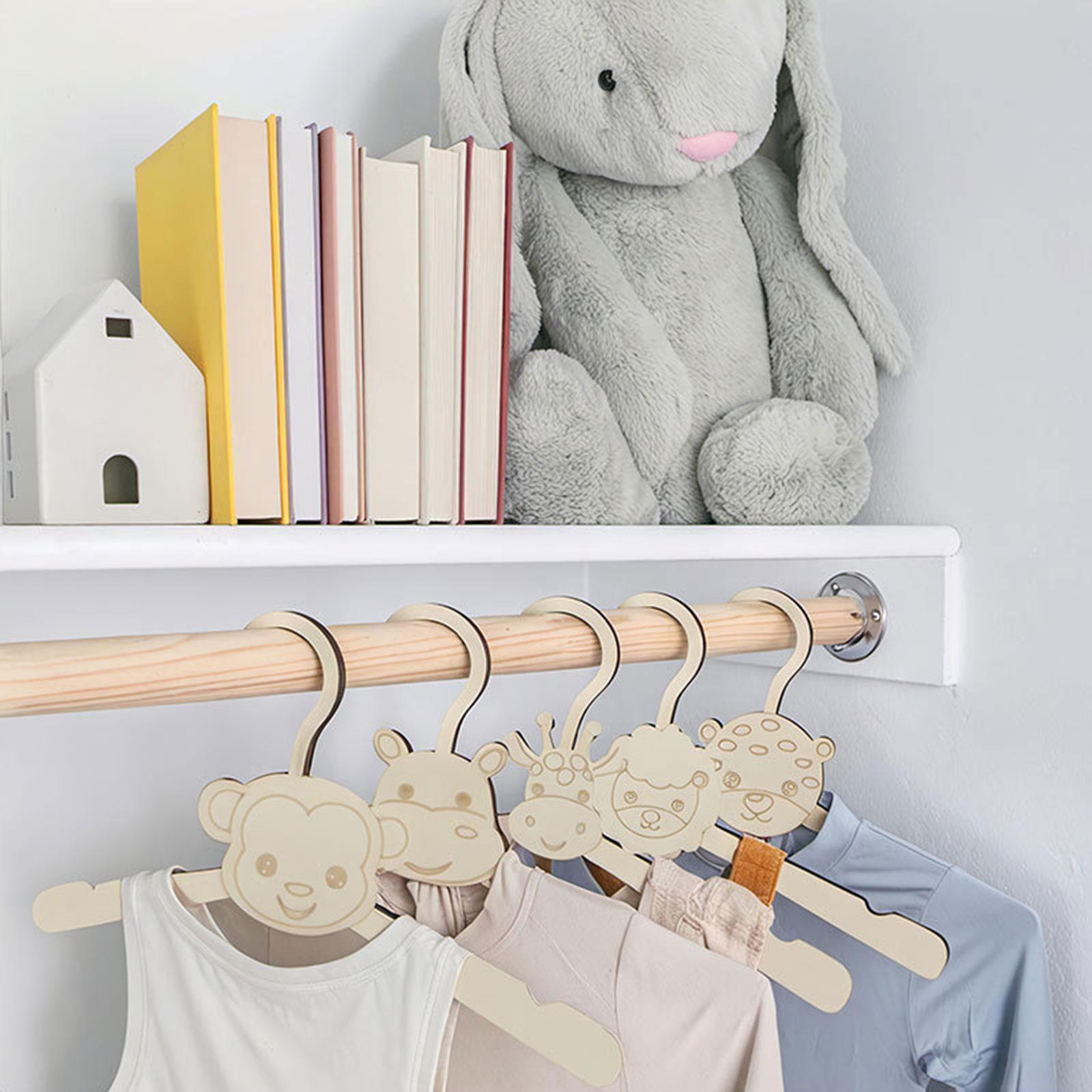 Baby Clothes Hanger Wooden Ani - đánh giá và giá Closet Organizer Baby