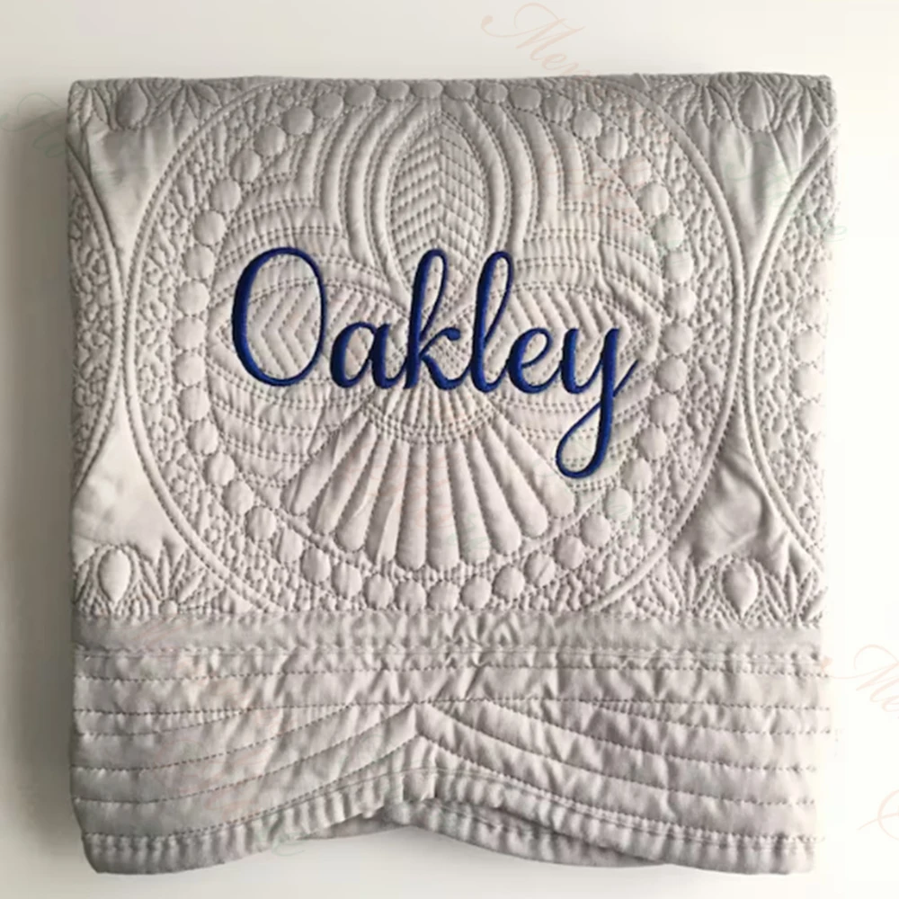 Embroidered Name Baby Nursery  - đánh giá và giá Baby Nursery Quilts